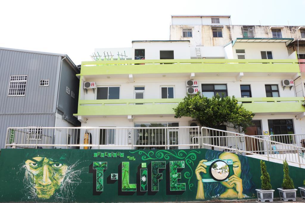 T-Life Hostel Taichung Exterior foto